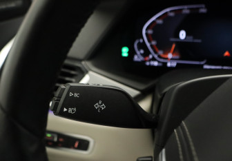 Подержанный автомобиль BMW X5 2019 года (10 фото)