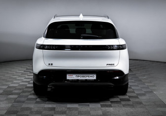 Подержанный автомобиль Voyah Free 2022 года (6 фото)