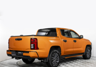 Подержанный автомобиль Mitsubishi L200 2024 года (3 фото)