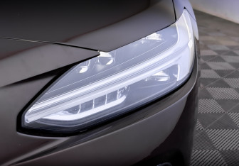 Подержанный автомобиль Volvo S90 2019 года (17 фото)