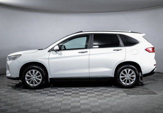 Подержанный автомобиль Haval M6 2023 года (3 фото)