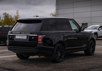 Подержанный автомобиль Land Rover Range Rover 2013 года (7 фото)