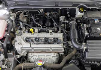 Подержанный автомобиль Changan Alsvin 2023 года (9 фото)