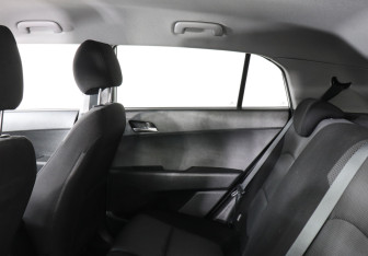 Подержанный автомобиль Hyundai Creta 2018 года (12 фото)