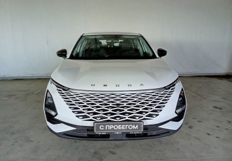Подержанный автомобиль Omoda C5 2023 года (2 фото)