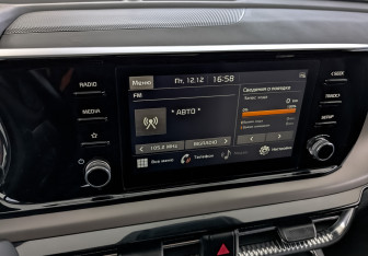 Подержанный автомобиль Kia K5 2020 года (26 фото)