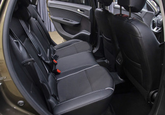 Подержанный автомобиль Renault Arkana 2020 года (12 фото)