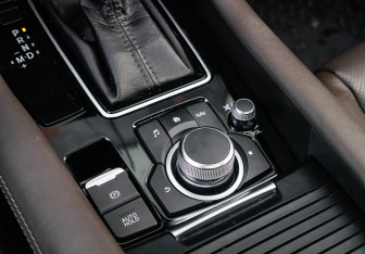 Подержанный автомобиль Mazda 6 Sedan 2022 года (21 фото)