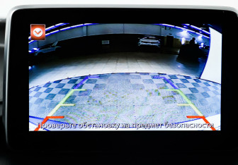 Подержанный автомобиль Mazda 3 Sedan 2013 года (8 фото)