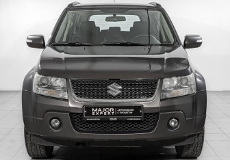 Подержанный автомобиль Suzuki Grand Vitara 2008 года (2 фото)