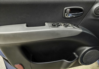 Подержанный автомобиль Hyundai Matrix 2009 года (14 фото)