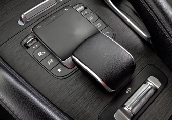 Подержанный автомобиль Mercedes-Benz GLE 2021 года (20 фото)