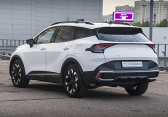 Подержанный автомобиль Kia Sportage 2025 года (7 фото)