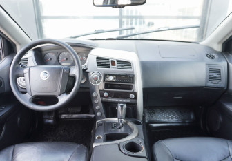 Подержанный автомобиль SsangYong Kyron 2011 года (12 фото)