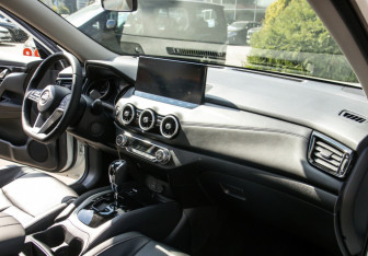 Новый Nissan X-Trail 2025 (16 фото)