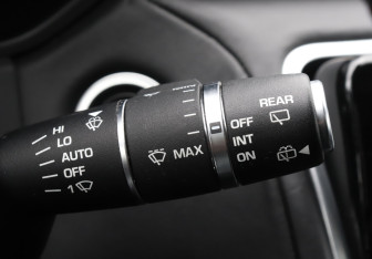 Подержанный автомобиль Land Rover Range Rover Velar 2019 года (27 фото)