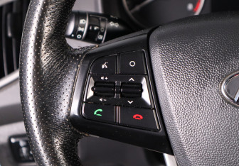 Подержанный автомобиль Hyundai Creta 2016 года (6 фото)