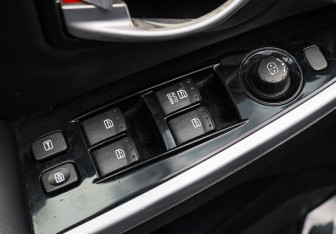 Подержанный автомобиль SsangYong Actyon 2014 года (13 фото)
