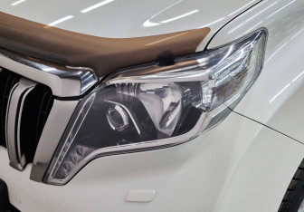 Подержанный автомобиль Toyota Land Cruiser Prado 2016 года (10 фото)