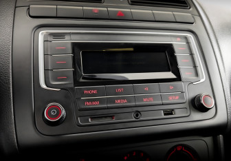 Подержанный автомобиль Volkswagen Polo Sedan 2019 года (25 фото)