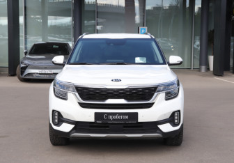 Подержанный автомобиль Kia Seltos 2020 года (2 фото)