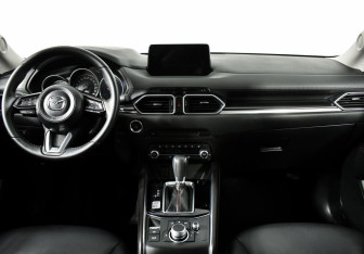 Подержанный автомобиль Mazda CX-5 2021 года (10 фото)