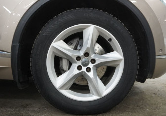 Подержанный автомобиль Volkswagen Touareg 2019 года (9 фото)