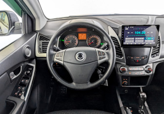 Подержанный автомобиль SsangYong Actyon 2013 года (21 фото)