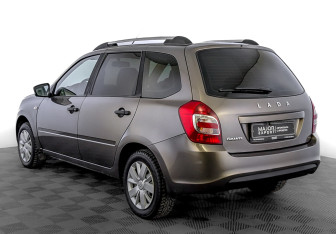 Подержанный автомобиль LADA (ВАЗ) Granta Wagon 2019 года (7 фото)