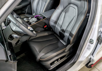 Подержанный автомобиль Omoda C5 2023 года (20 фото)