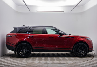 Подержанный автомобиль Land Rover Range Rover Velar 2017 года (4 фото)