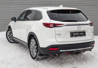 Подержанный автомобиль Mazda CX-9 2021 года (7 фото)