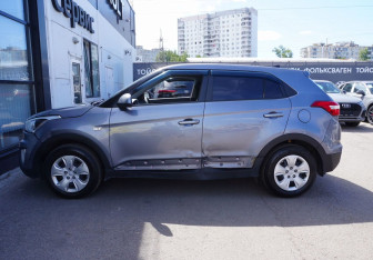 Подержанный автомобиль Hyundai Creta 2017 года (8 фото)