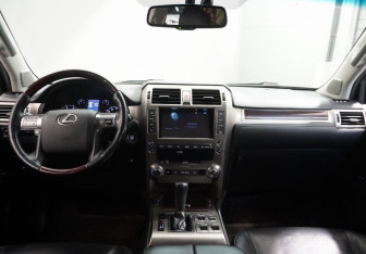 Подержанный автомобиль Lexus GX 2014 года (12 фото)