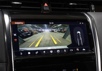 Подержанный автомобиль Land Rover Discovery Sport 2020 года (17 фото)