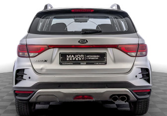 Подержанный автомобиль Kia Rio Hatchback 2021 года (6 фото)