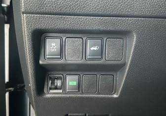 Подержанный автомобиль Nissan X-Trail 2019 года (21 фото)