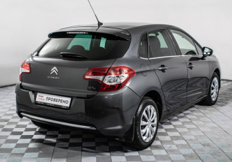Подержанный автомобиль Citroen C4 Hatchback 2013 года (5 фото)