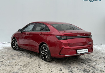 Подержанный автомобиль BAIC U5 Plus 2023 года (7 фото)