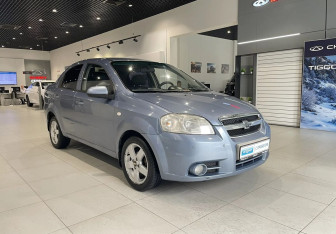 Подержанный автомобиль Chevrolet Aveo Sedan 2007 года (3 фото)