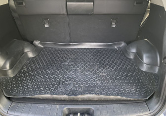 Подержанный автомобиль SsangYong Actyon 2012 года (13 фото)