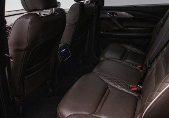 Подержанный автомобиль Mazda CX-9 2021 года (11 фото)