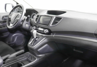 Подержанный автомобиль Honda CR-V 2018 года (7 фото)