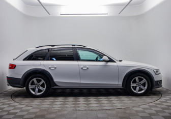 Подержанный автомобиль Audi A4 allroad 2013 года (6 фото)