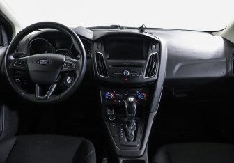 Подержанный автомобиль Ford Focus Wagon 2019 года (6 фото)
