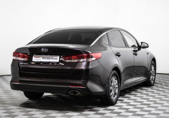 Подержанный автомобиль Kia Optima Sedan 2016 года (5 фото)