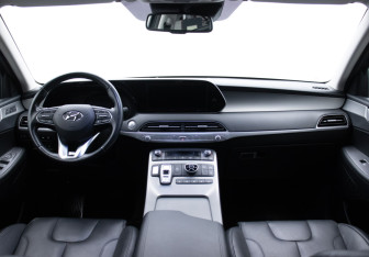 Подержанный автомобиль Hyundai Palisade 2022 года (14 фото)