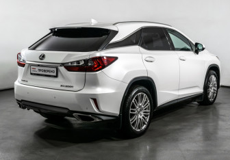 Подержанный автомобиль Lexus RX 2016 года (5 фото)