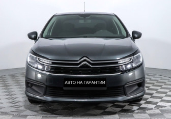 Подержанный автомобиль Citroen C4 Sedan 2017 года (2 фото)