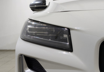 Подержанный автомобиль Geely Preface 2024 года (11 фото)